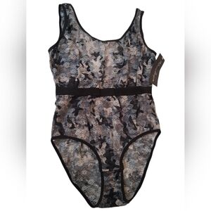 NWT Platinum Lingerie Lace Bodysuit Size M